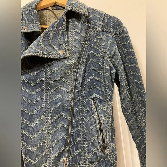Free People denim jacket in size 8 - Picture 3 of 5